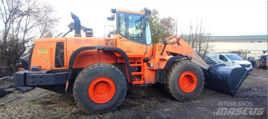 Doosan DL 300 Pás carregadoras de rodas