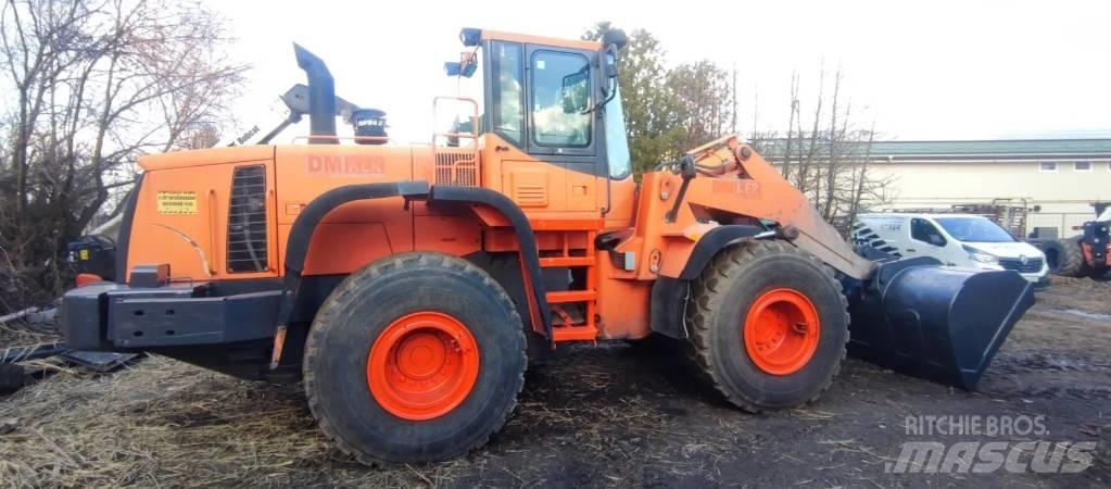 Doosan DL 300 Pás carregadoras de rodas