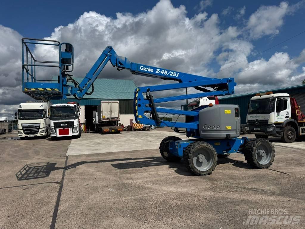 Genie Z 45/25 J Elevadores braços articulados