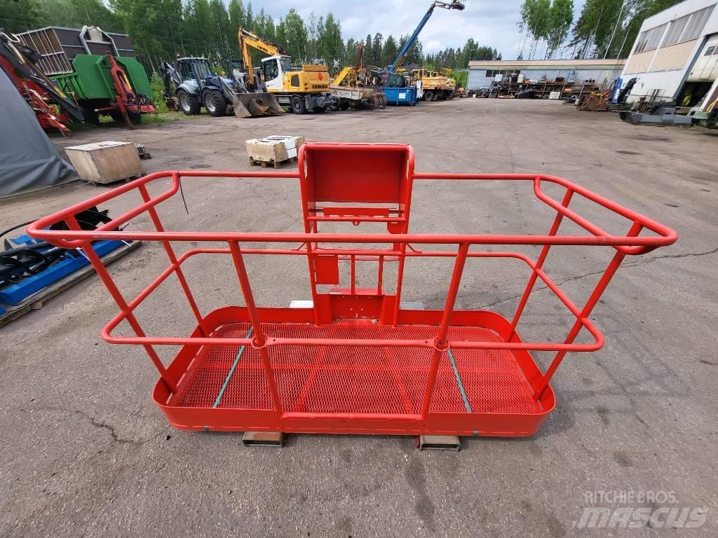 Manitou 200 ATJ kori Plataformas de Mastro Vertical
