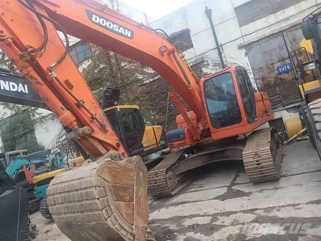 Doosan DX 300 LC-9C Escavadoras de rastos