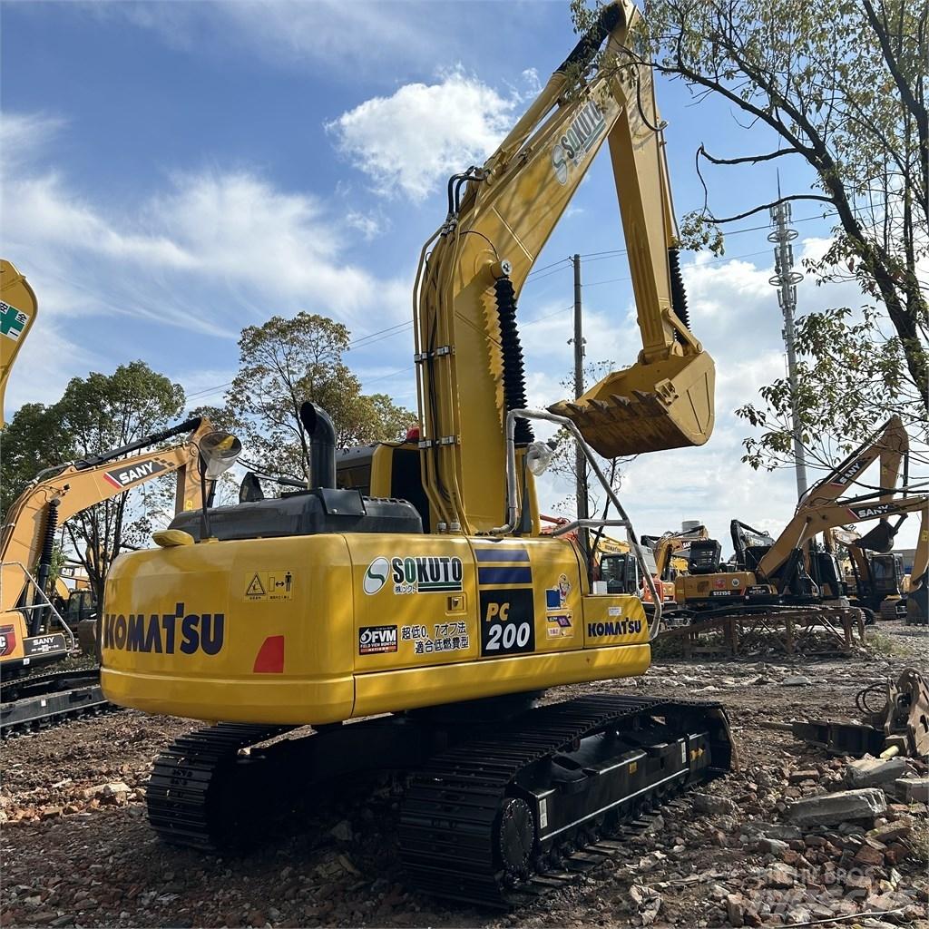Komatsu PC200-8MO Escavadoras de rastos