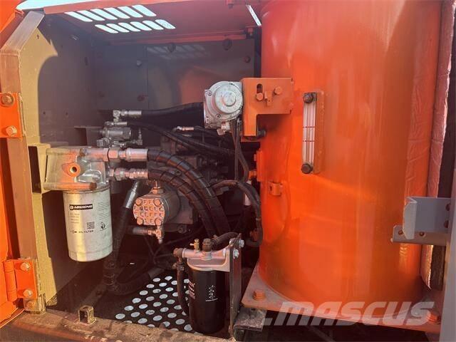 Hitachi ZX120 Escavadoras de rastos
