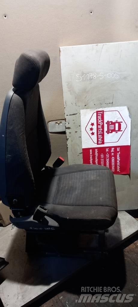 Scania R 420.   2401822 Cabines e interior