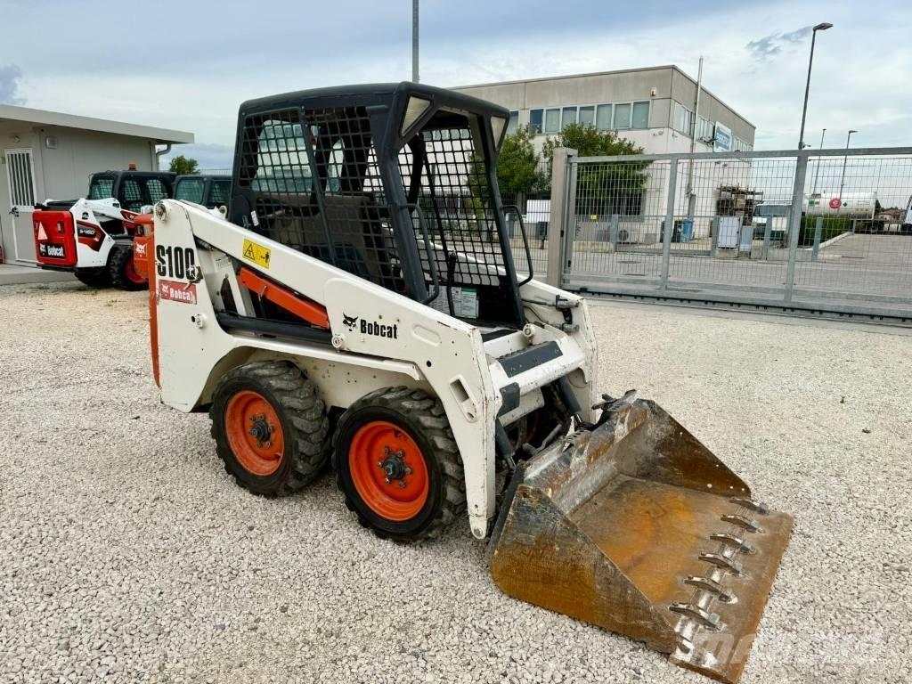 Bobcat S 100 Carregadoras de direcção deslizante