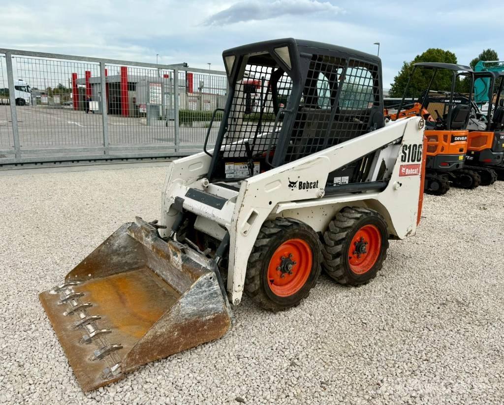 Bobcat S 100 Carregadoras de direcção deslizante
