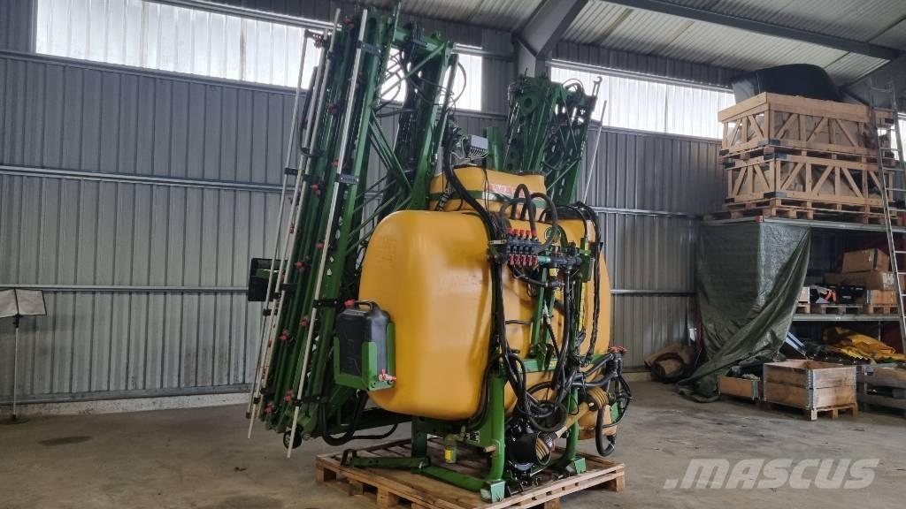 Amazone UF 1200 Pulverizadores montados