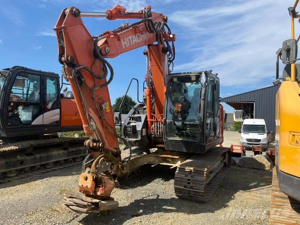 Hitachi ZX135US-6-2P Escavadoras de rastos