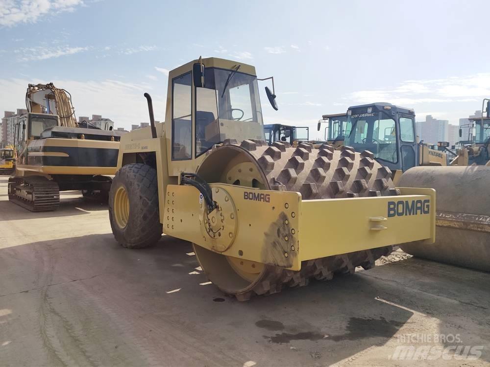Bomag BW 217 Cilindros Compactadores monocilíndricos