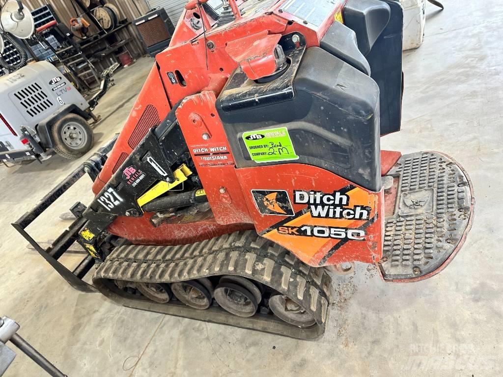 Ditch Witch SK 1050 Carregadoras de direcção deslizante