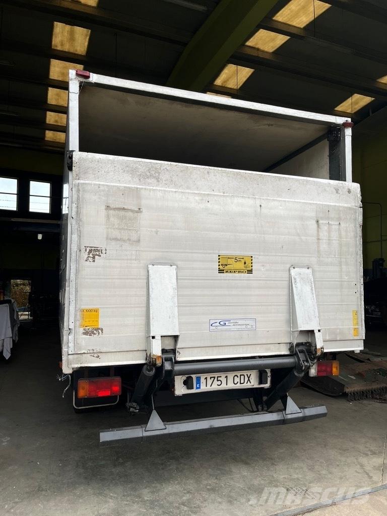Iveco ML65E15 Camiões de chassis e cabine