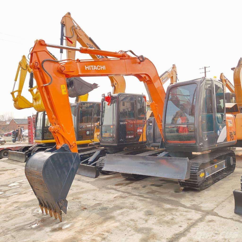 Hitachi ZX70 Escavadoras Midi 7t - 12t