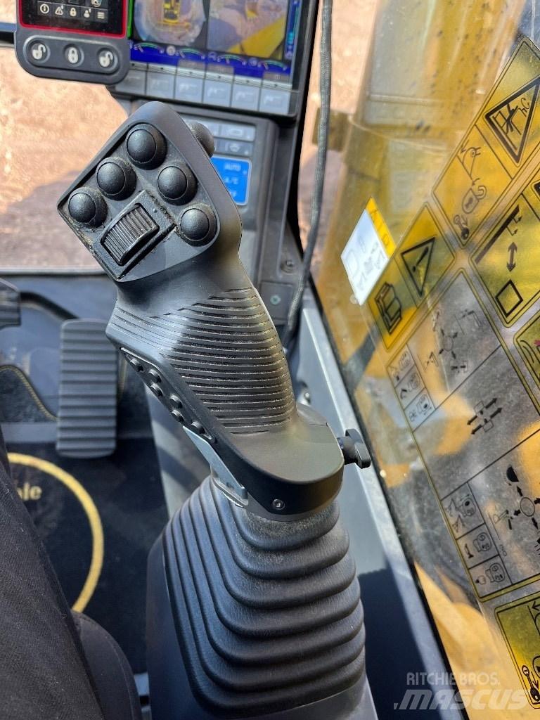 Komatsu HB 365LC-3E0 Escavadoras de rastos