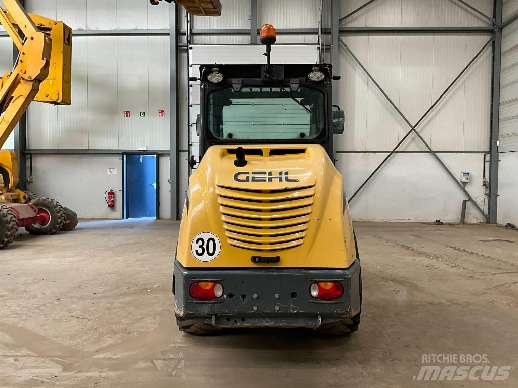 Gehl AL 600 Pás carregadoras de rodas