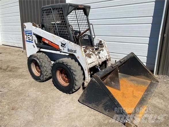 Bobcat 763 Carregadoras de direcção deslizante