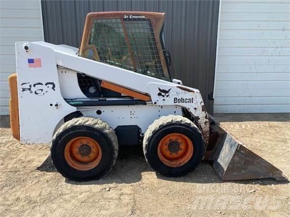 Bobcat 863 Carregadoras de direcção deslizante