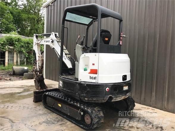 Bobcat E32M Mini Escavadoras <7t