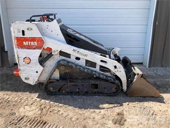 Bobcat MT85 Carregadoras de direcção deslizante