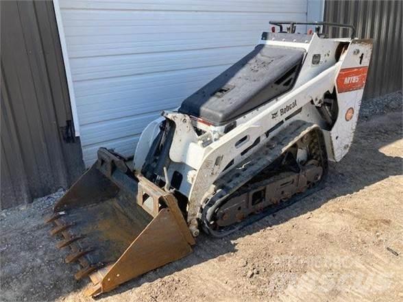 Bobcat MT85 Carregadoras de direcção deslizante
