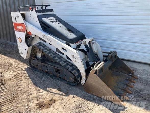 Bobcat MT85 Carregadoras de direcção deslizante