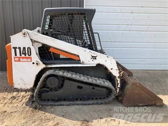 Bobcat T140 Carregadoras de direcção deslizante