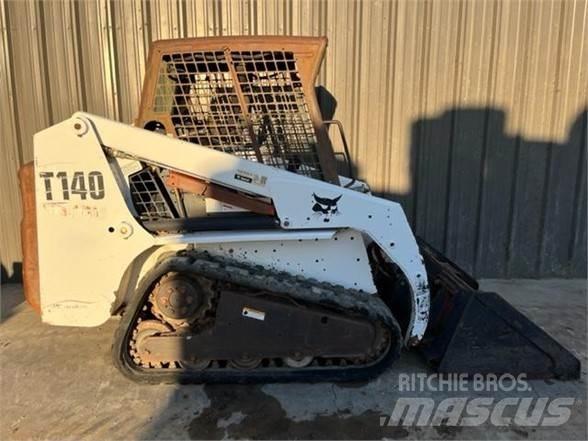Bobcat T140 Carregadoras de direcção deslizante