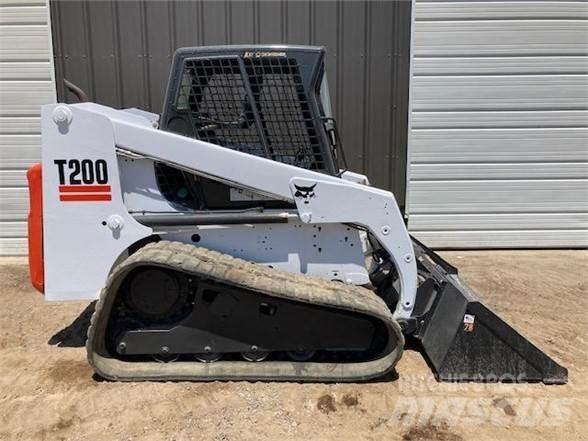 Bobcat T200 Carregadoras de direcção deslizante