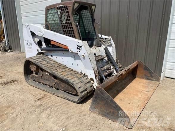 Bobcat T250 Carregadoras de direcção deslizante