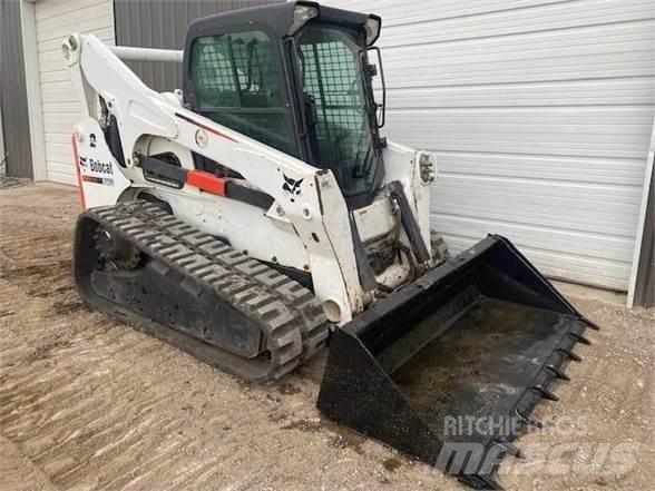 Bobcat T870 Carregadoras de direcção deslizante