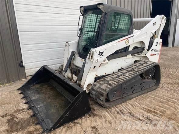 Bobcat T870 Carregadoras de direcção deslizante