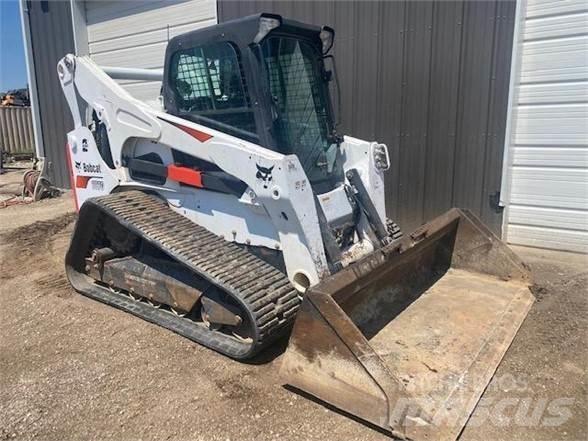 Bobcat T870 Carregadoras de direcção deslizante