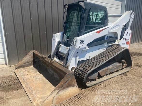 Bobcat T870 Carregadoras de direcção deslizante