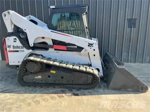 Bobcat T870 Carregadoras de direcção deslizante