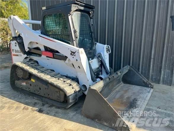 Bobcat T870 Carregadoras de direcção deslizante