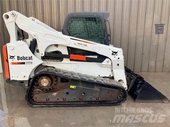 Bobcat T870 Carregadoras de direcção deslizante