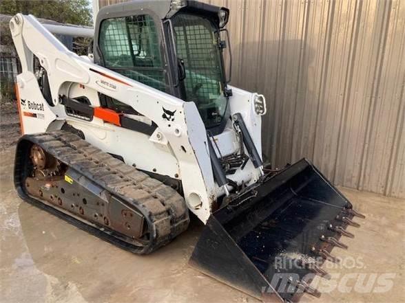 Bobcat T870 Carregadoras de direcção deslizante