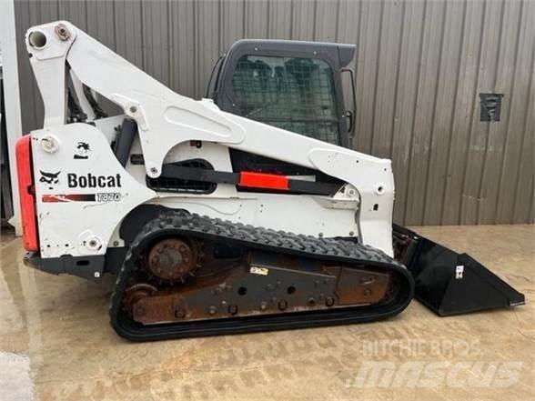 Bobcat T870 Carregadoras de direcção deslizante
