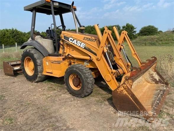 CASE 570M XT Pás carregadoras de rodas