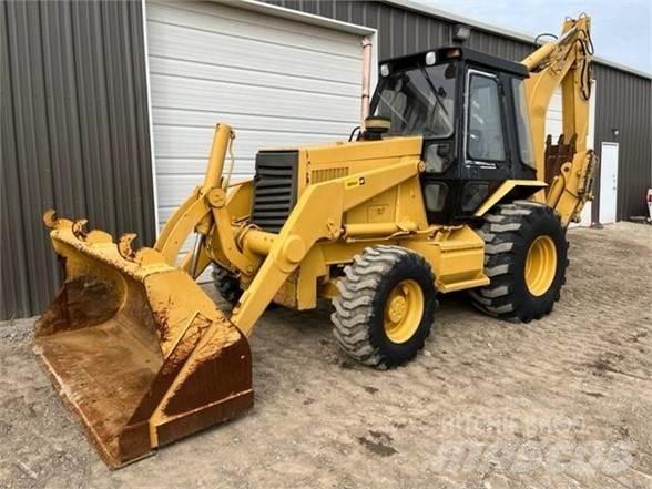 CAT 446B Retroescavadoras