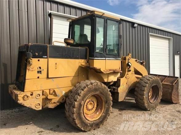 CAT 918F Pás carregadoras de rodas