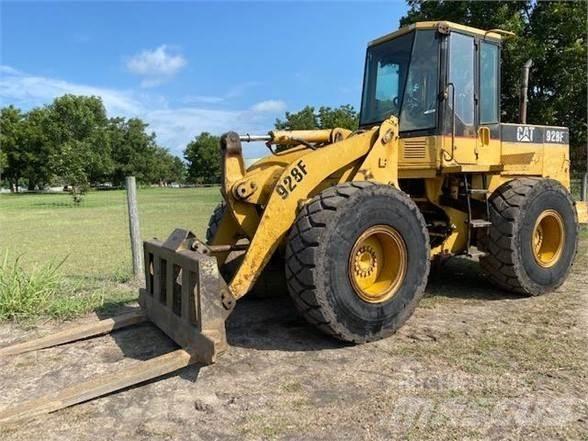 CAT 928F Pás carregadoras de rodas