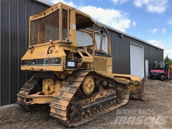 CAT D5M XL Dozers - Tratores rastos