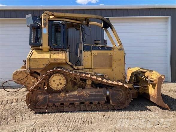 CAT D5M XL Dozers - Tratores rastos