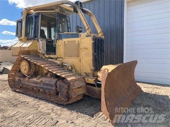 CAT D5M XL Dozers - Tratores rastos