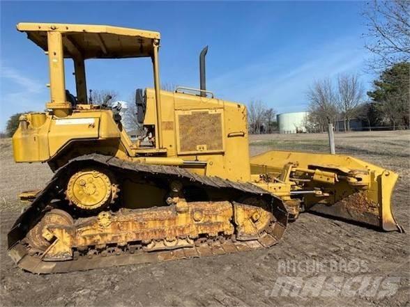 CAT D5N Dozers - Tratores rastos