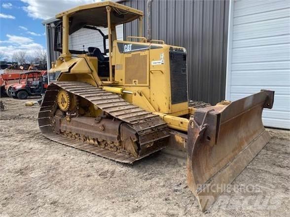 CAT D5N LGP Dozers - Tratores rastos