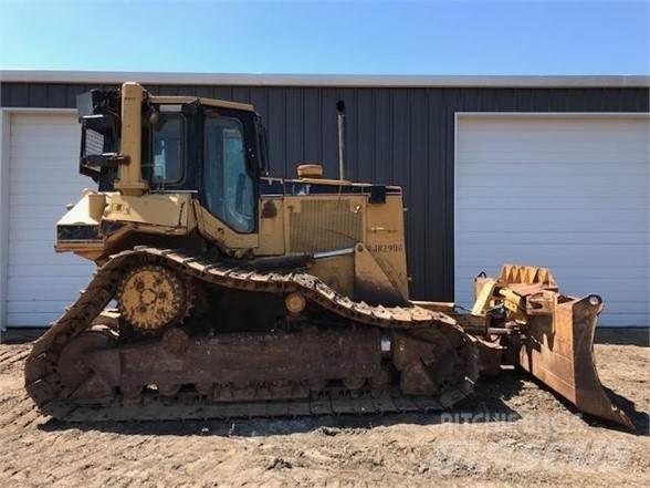 CAT D6M LGP Dozers - Tratores rastos