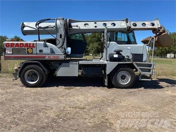 Gradall XL3100 Escavadoras de rodas