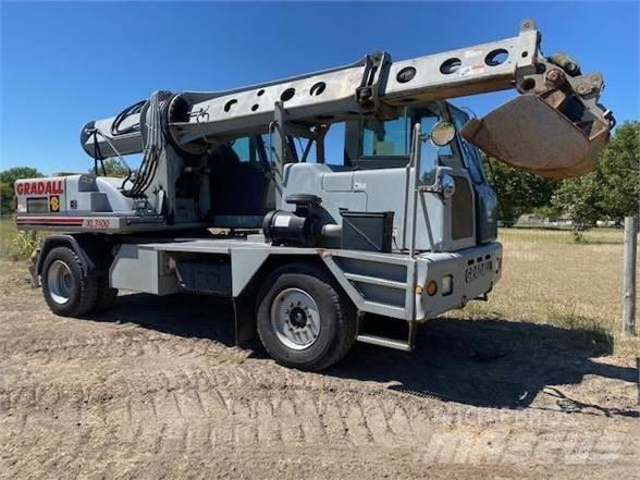 Gradall XL3100 Escavadoras de rodas