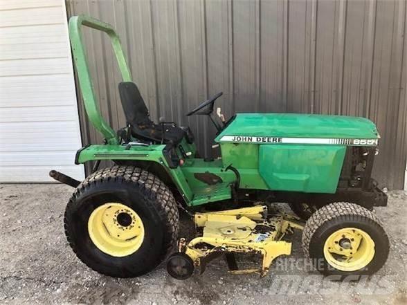John Deere 855 Tratores Agrícolas usados
